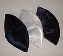 Kippot, unlined affordable kippot in black or white.